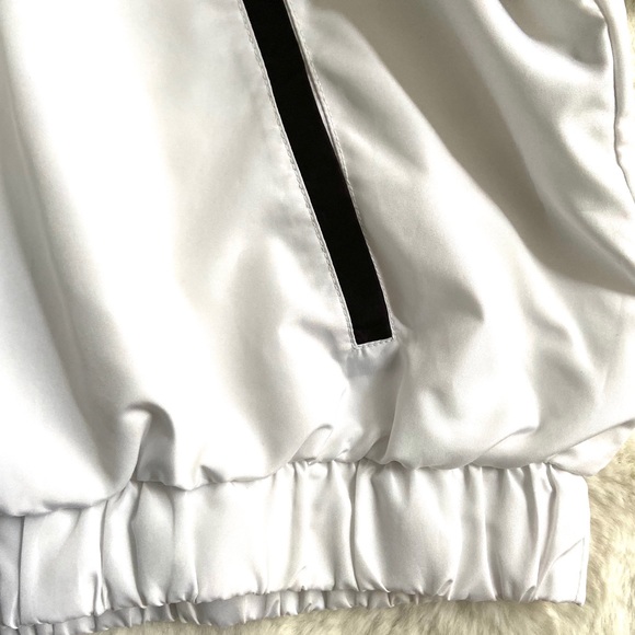 Graphic Windbreaker - Picture 6 of 6